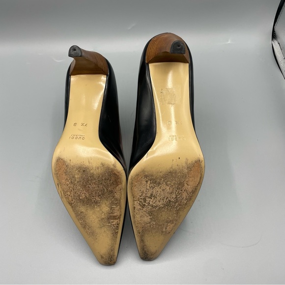 Gucci Leather Decollete Peele Heels Pumps Women's Black, Size 7 1/2 B - Picture 7 of 8